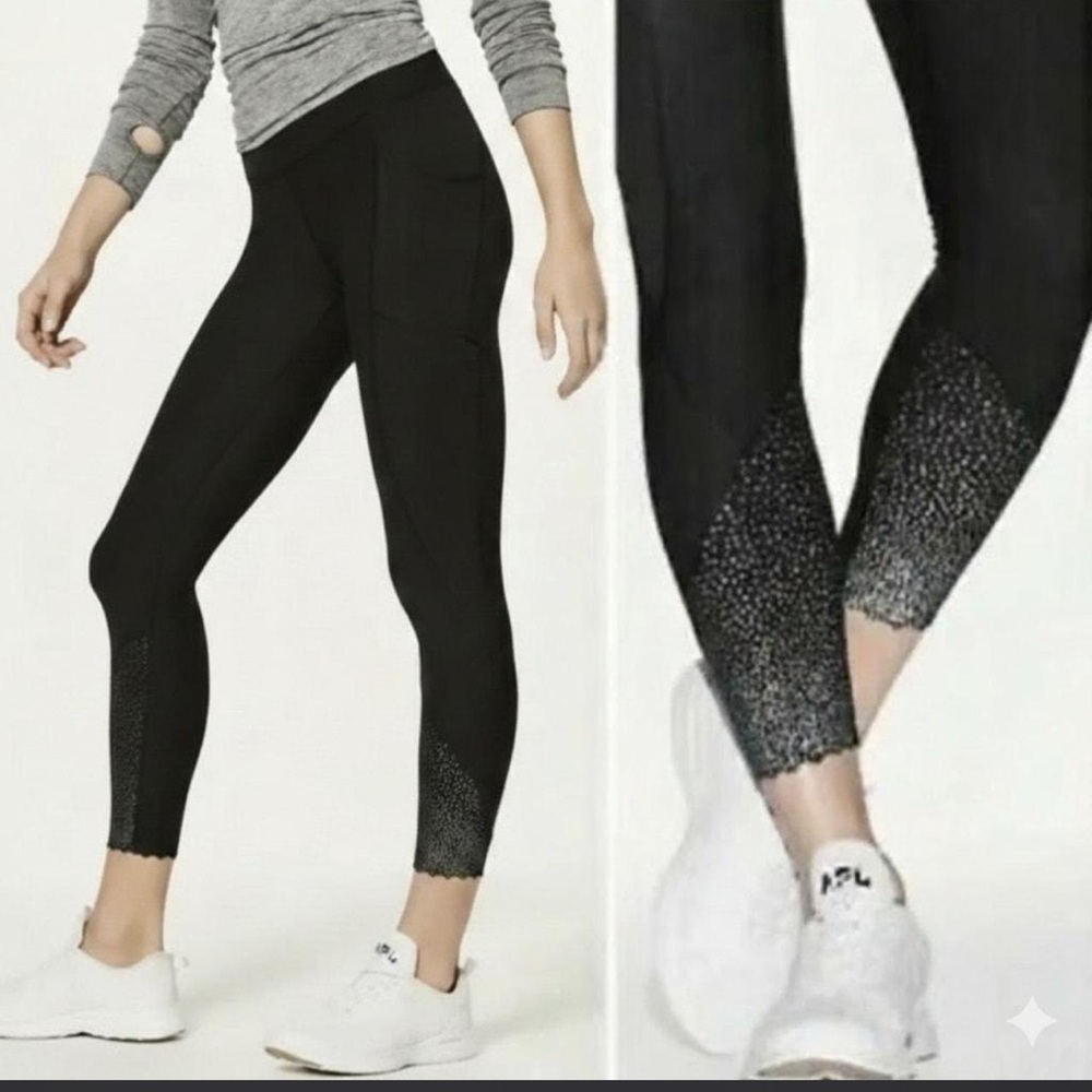 Lululemon Tight Stuff Scalloped Leggings